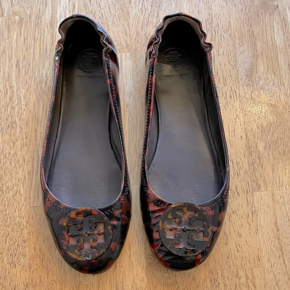 Tory Burch Minnie travel flats in tortoise